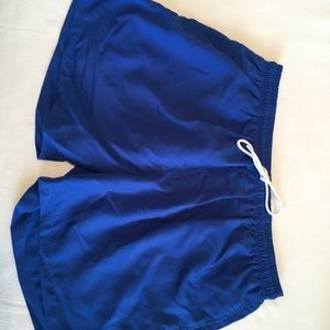 Men’s swim shorts